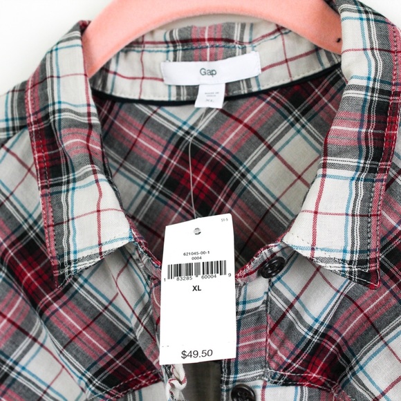 GAP Gauzy Lightweight Plaid Button Down Shirt - Picture 4 of 8